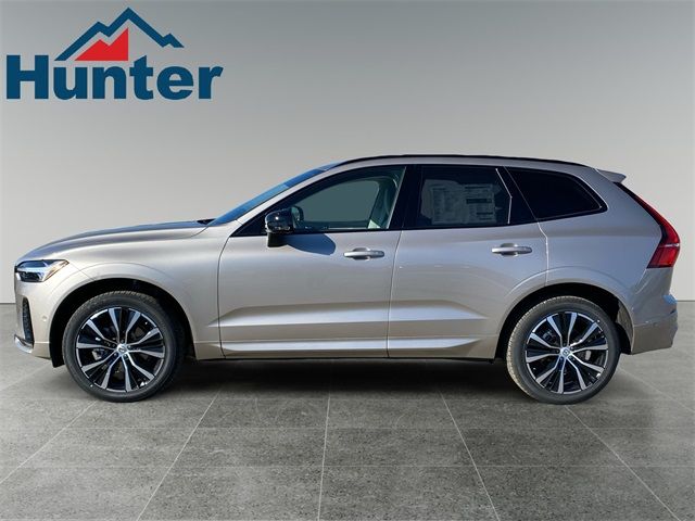 2025 Volvo XC60 Plus