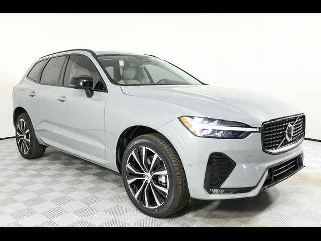 2025 Volvo XC60 Plus