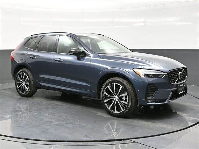 2025 Volvo XC60 Plus