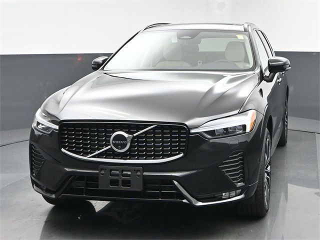 2025 Volvo XC60 Plus