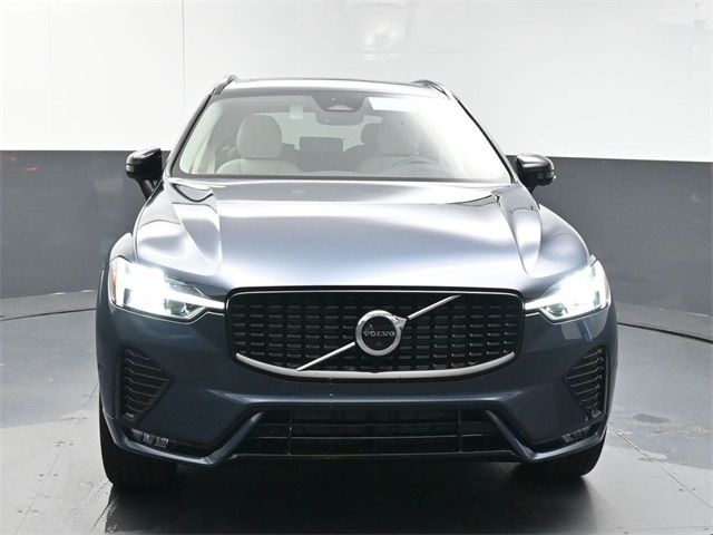 2025 Volvo XC60 Plus