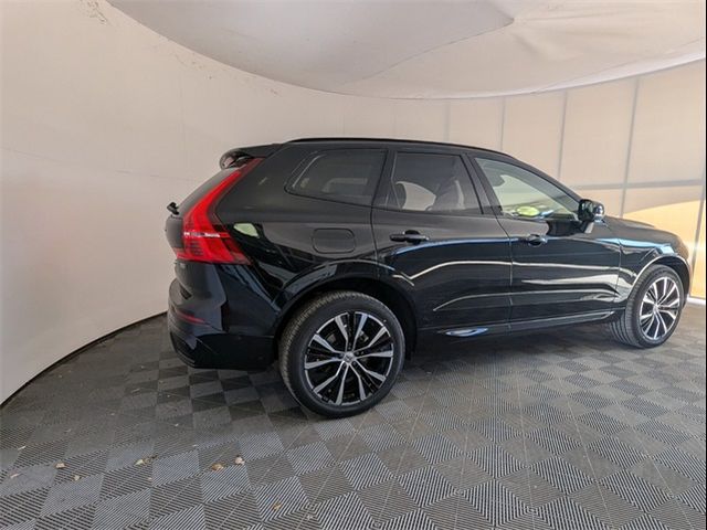 2025 Volvo XC60 Plus