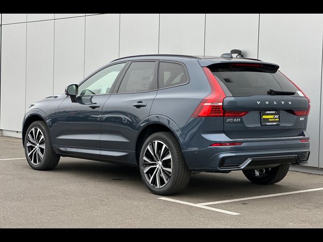 2025 Volvo XC60 Plus