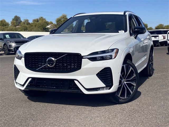 2025 Volvo XC60 Plus