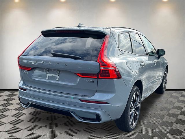 2025 Volvo XC60 Plus