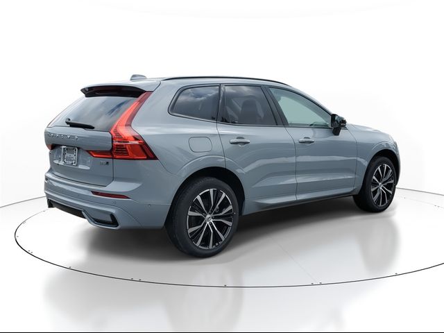 2025 Volvo XC60 Plus