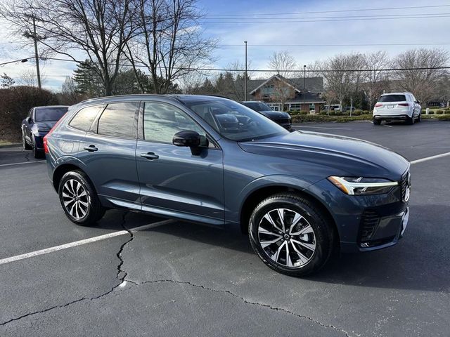 2025 Volvo XC60 Plus