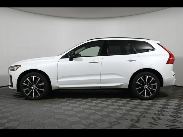 2025 Volvo XC60 Plus