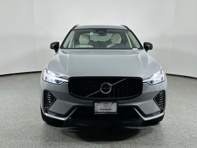 2025 Volvo XC60 Plus