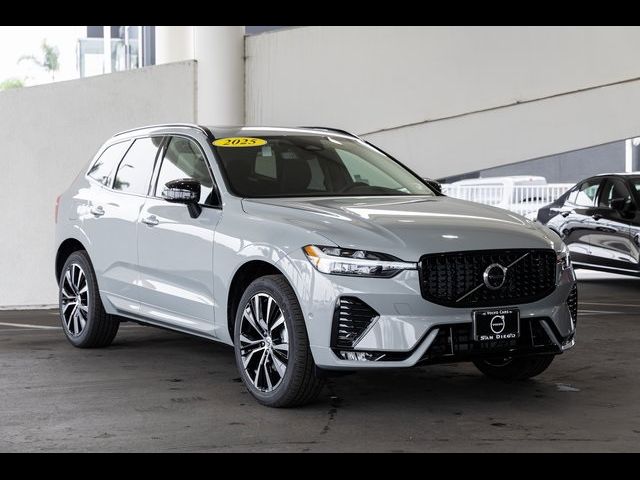 2025 Volvo XC60 Plus