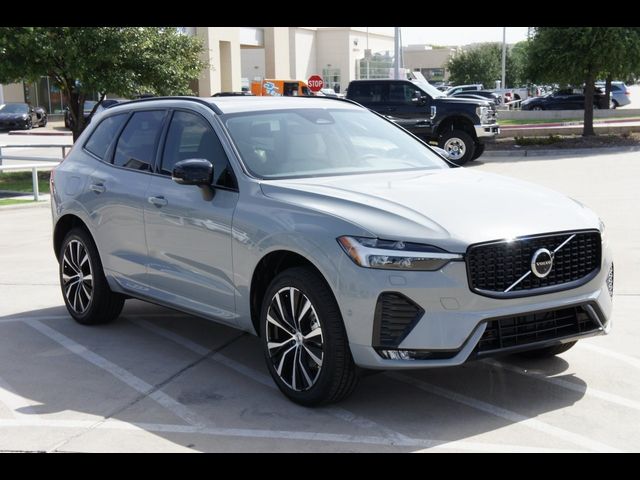 2025 Volvo XC60 Plus