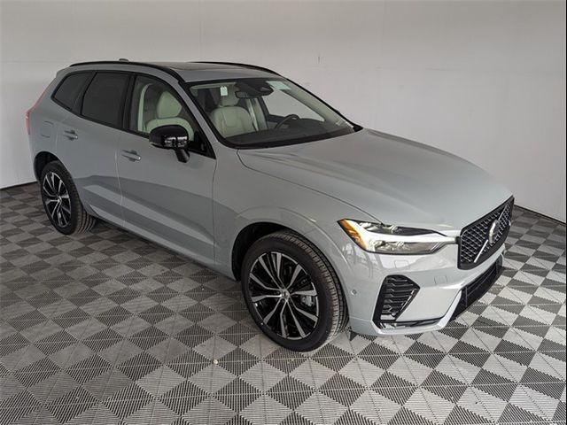 2025 Volvo XC60 Plus