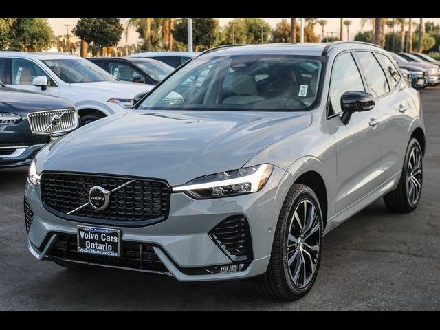 2025 Volvo XC60 Plus