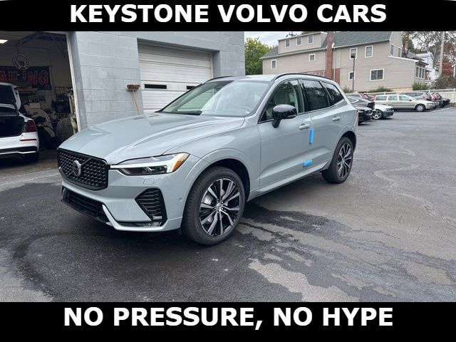 2025 Volvo XC60 Plus