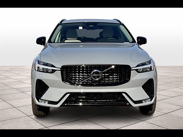 2025 Volvo XC60 Plus