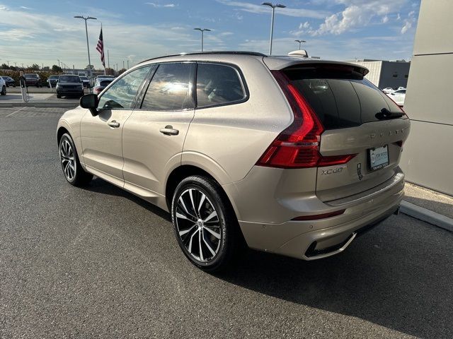 2025 Volvo XC60 Plus