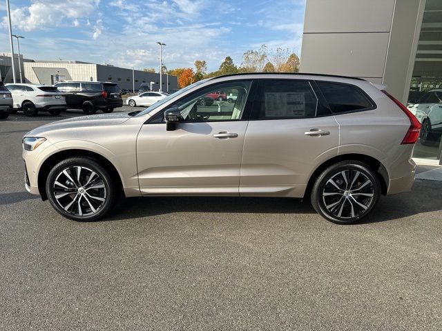 2025 Volvo XC60 Plus