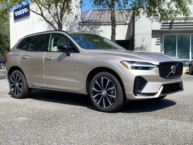 2025 Volvo XC60 Plus