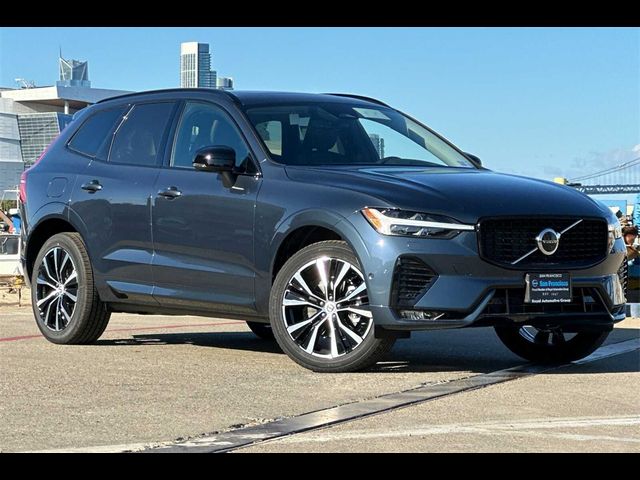 2025 Volvo XC60 Plus