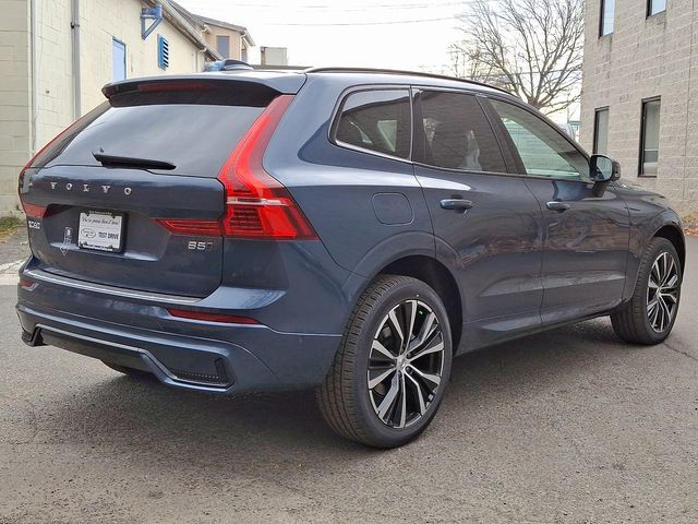 2025 Volvo XC60 Plus