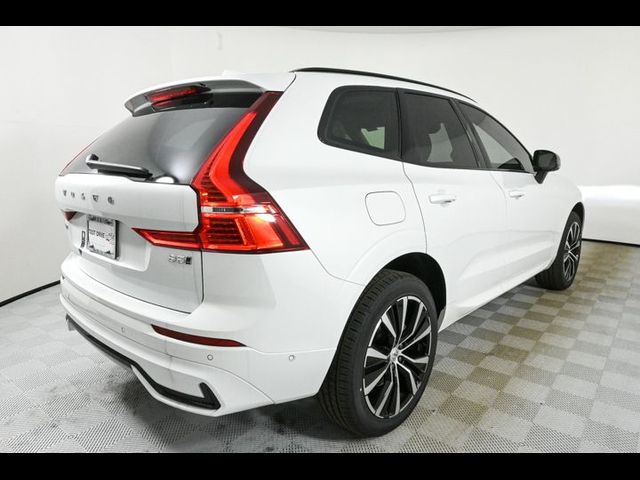 2025 Volvo XC60 Plus