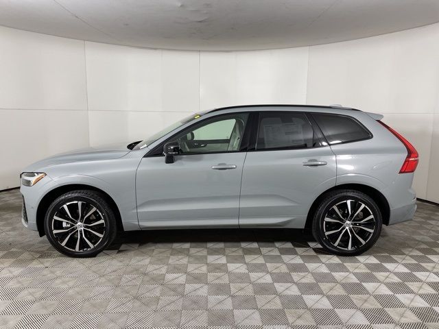 2025 Volvo XC60 Plus