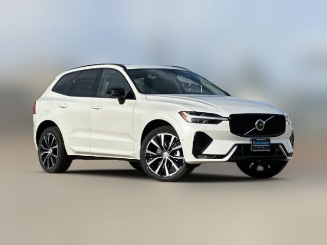 2025 Volvo XC60 Plus