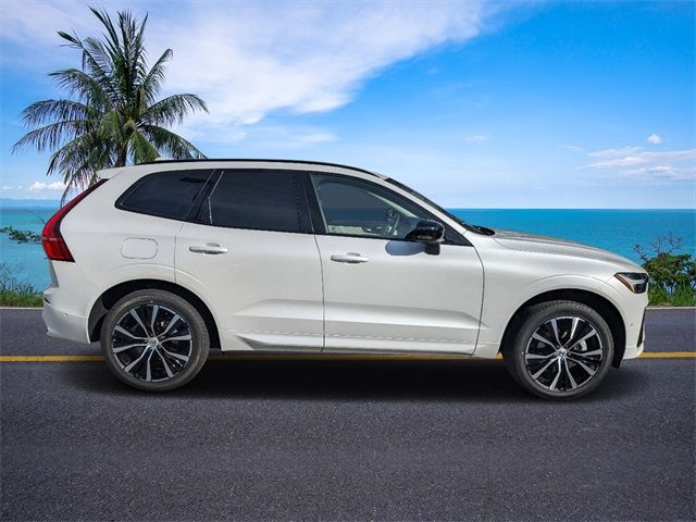 2025 Volvo XC60 Plus