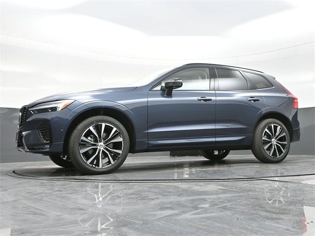 2025 Volvo XC60 Plus