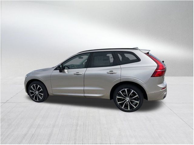 2025 Volvo XC60 Plus Dark Theme