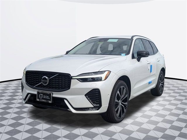 2025 Volvo XC60 Plus