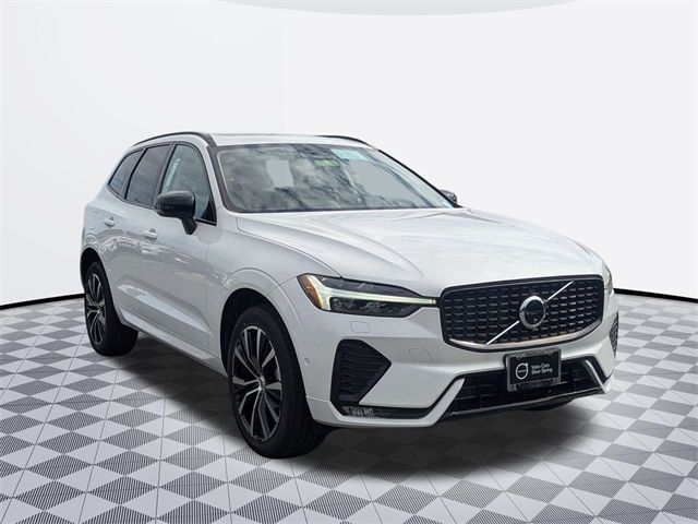 2025 Volvo XC60 Plus