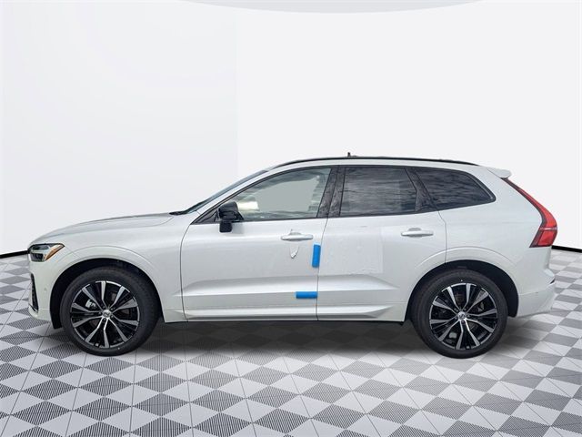 2025 Volvo XC60 Plus