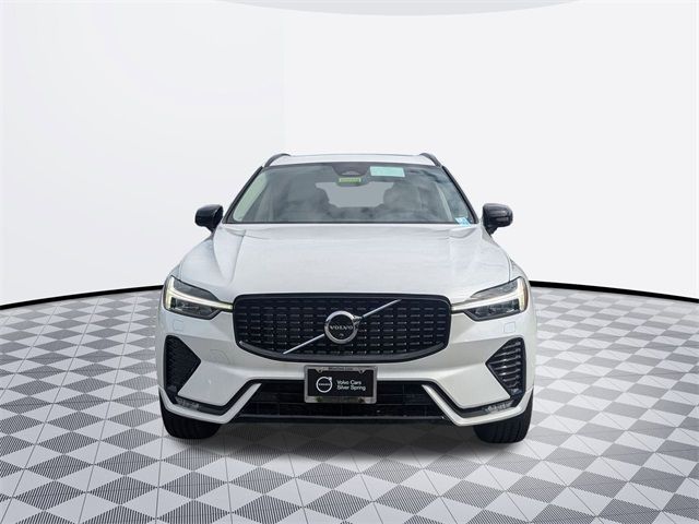 2025 Volvo XC60 Plus