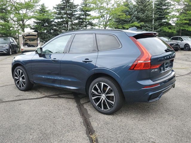 2025 Volvo XC60 Plus