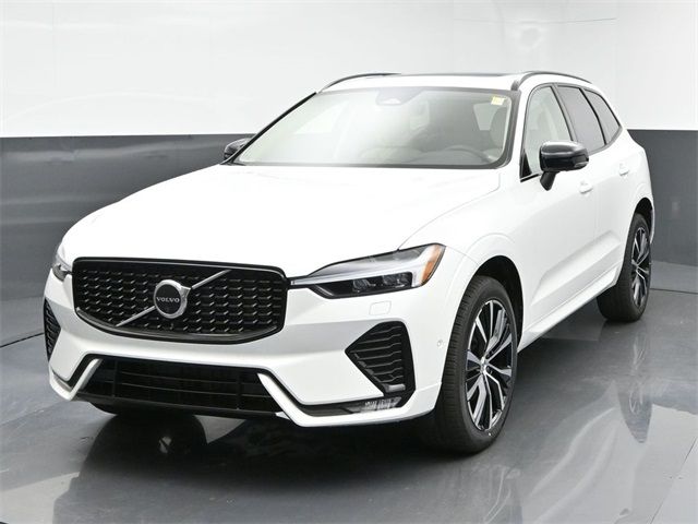 2025 Volvo XC60 Plus