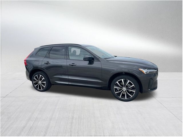 2025 Volvo XC60 Plus