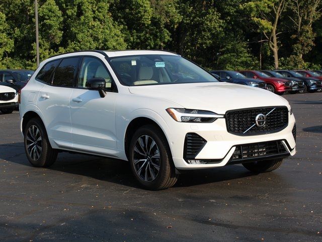 2025 Volvo XC60 Plus