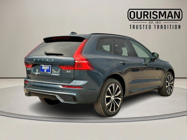 2025 Volvo XC60 Plus
