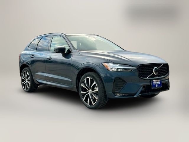2025 Volvo XC60 Plus