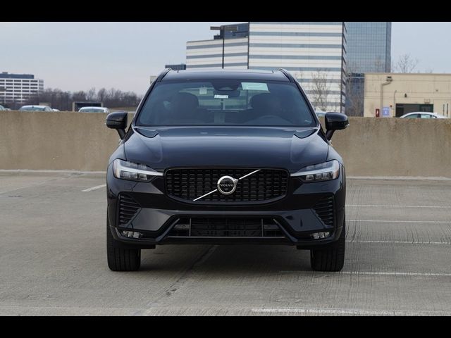 2025 Volvo XC60 Plus