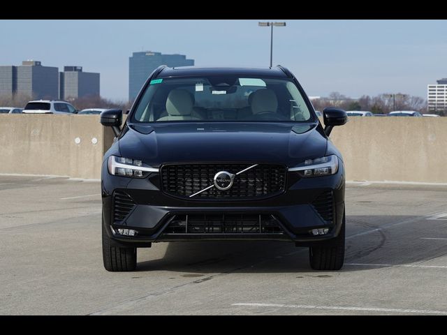 2025 Volvo XC60 Plus