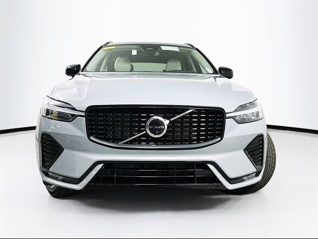 2025 Volvo XC60 Plus