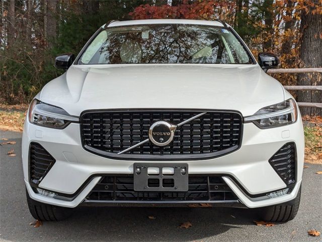 2025 Volvo XC60 Plus