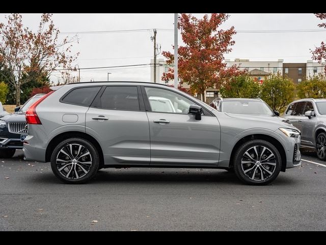 2025 Volvo XC60 Plus