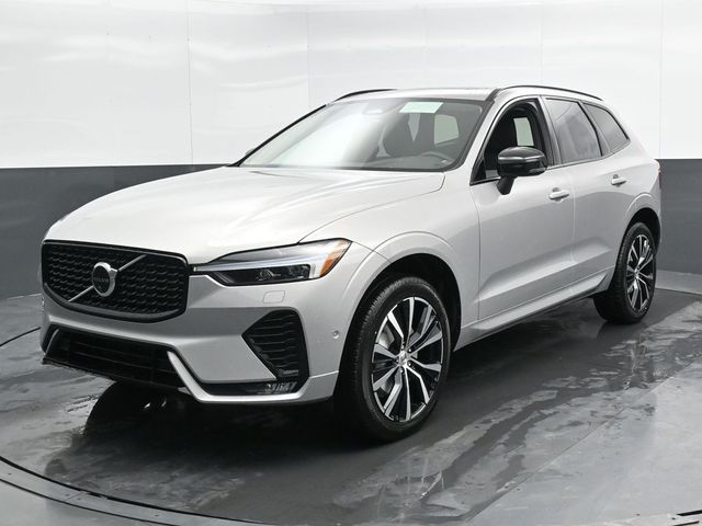 2025 Volvo XC60 Plus