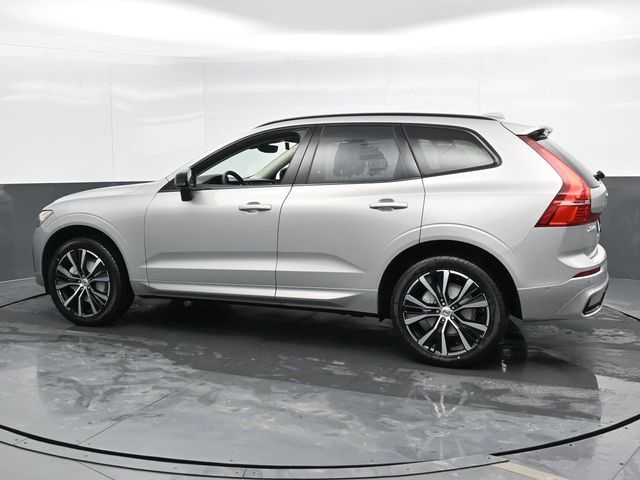 2025 Volvo XC60 Plus