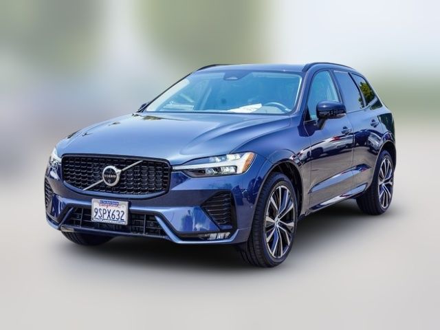 2025 Volvo XC60 Plus