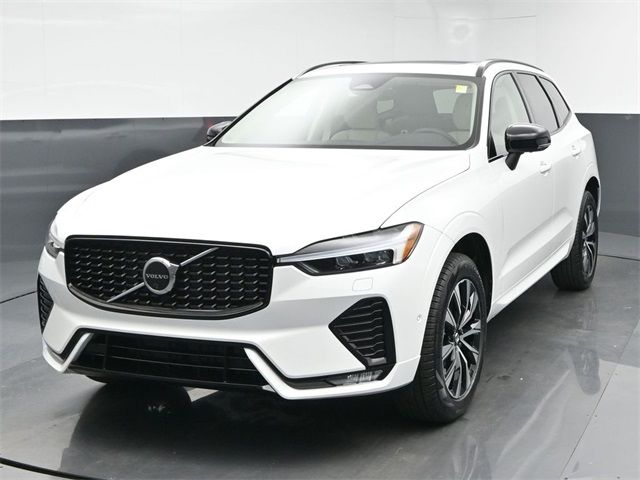 2025 Volvo XC60 Plus