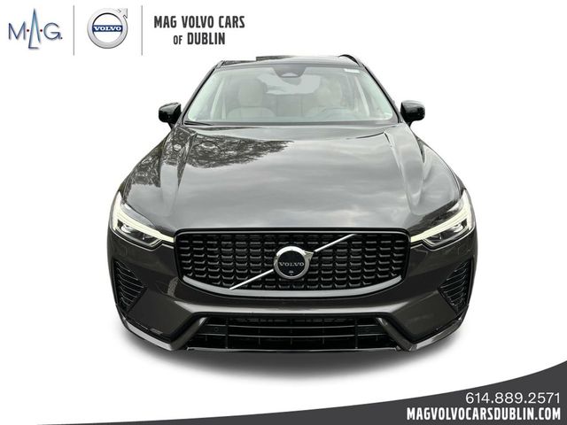 2025 Volvo XC60 Plus